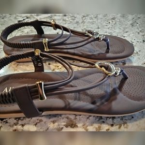 Alicegana Sandals, NWOT, Size 8